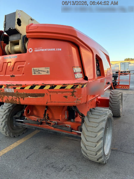 2022 JLG 660SJ