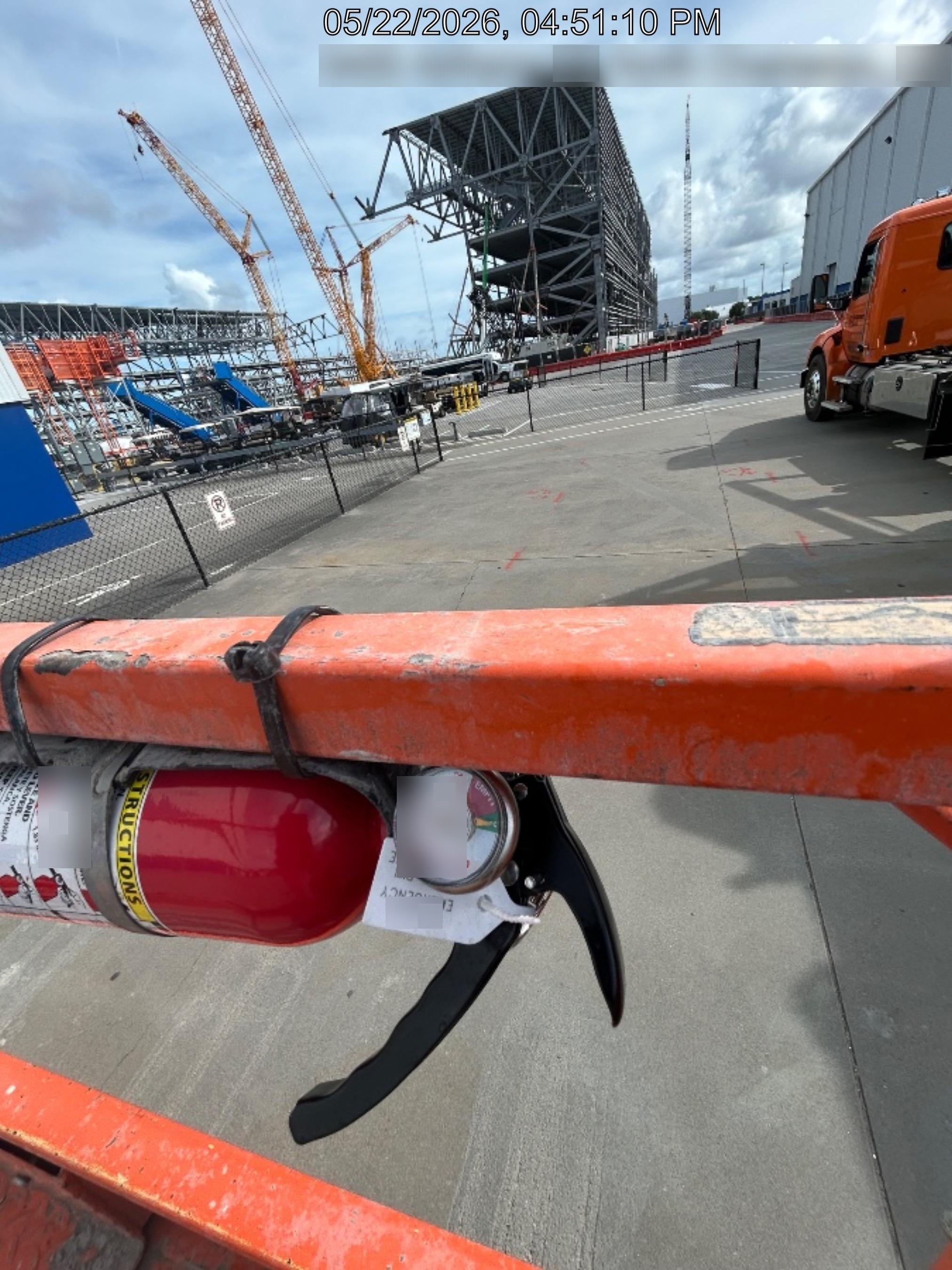 2023 JLG ES2632