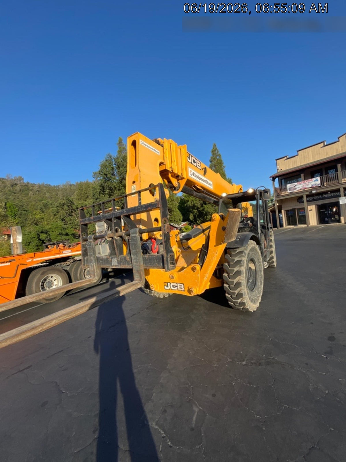 2025 JCB 510-56