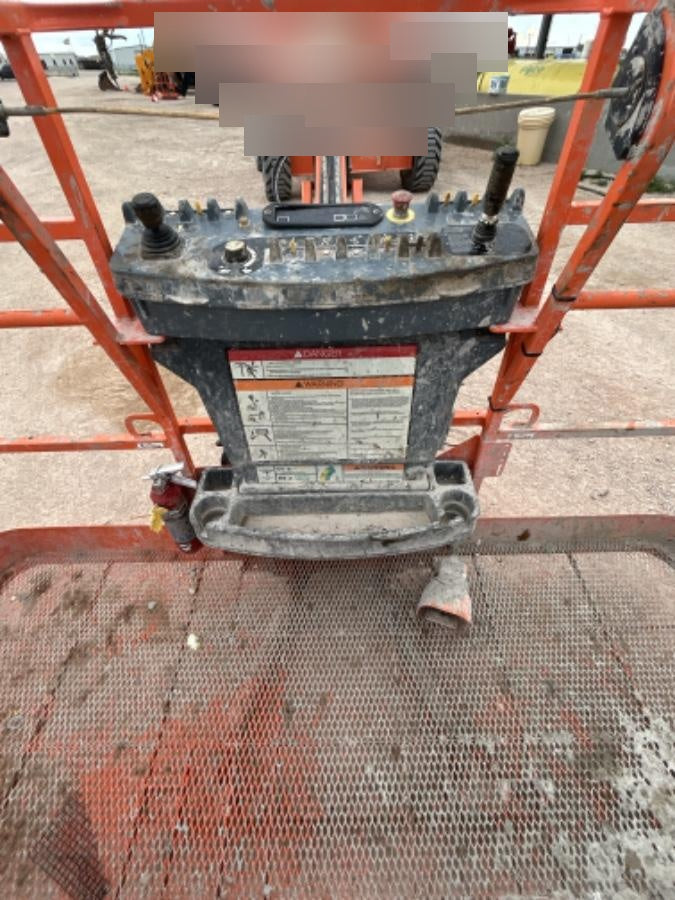 2021 JLG 660SJ