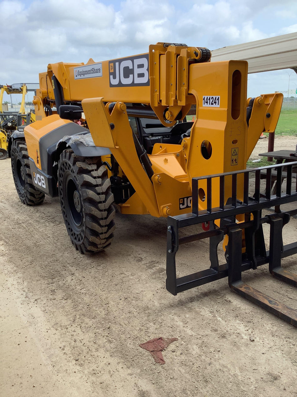 2021 JCB 510-56