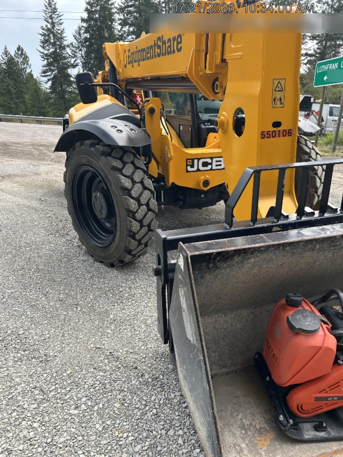 2023 JLG 1001100822