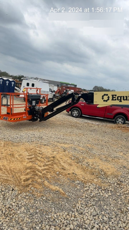 2023 JLG 660SJ