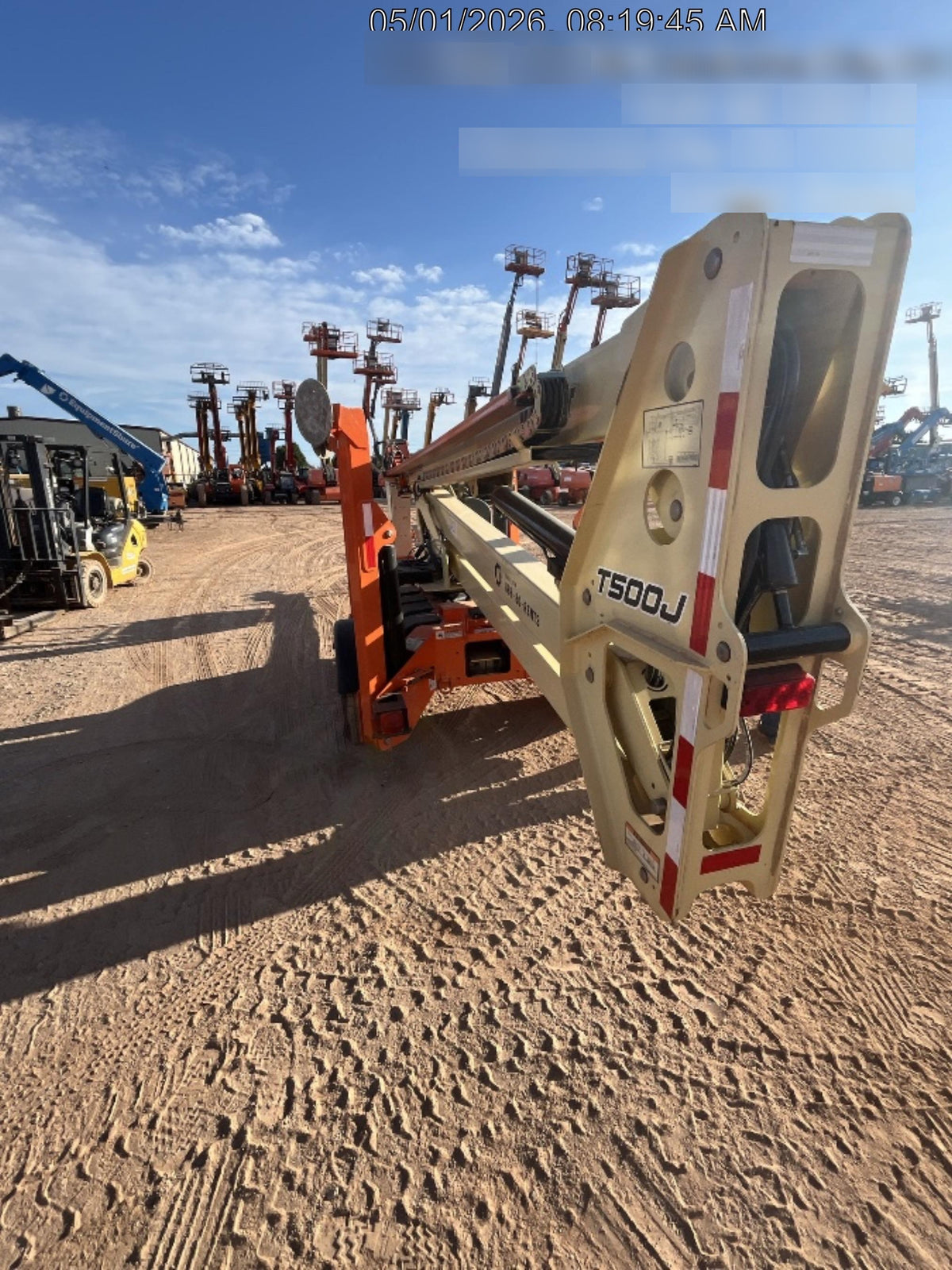 2023 JLG T500J