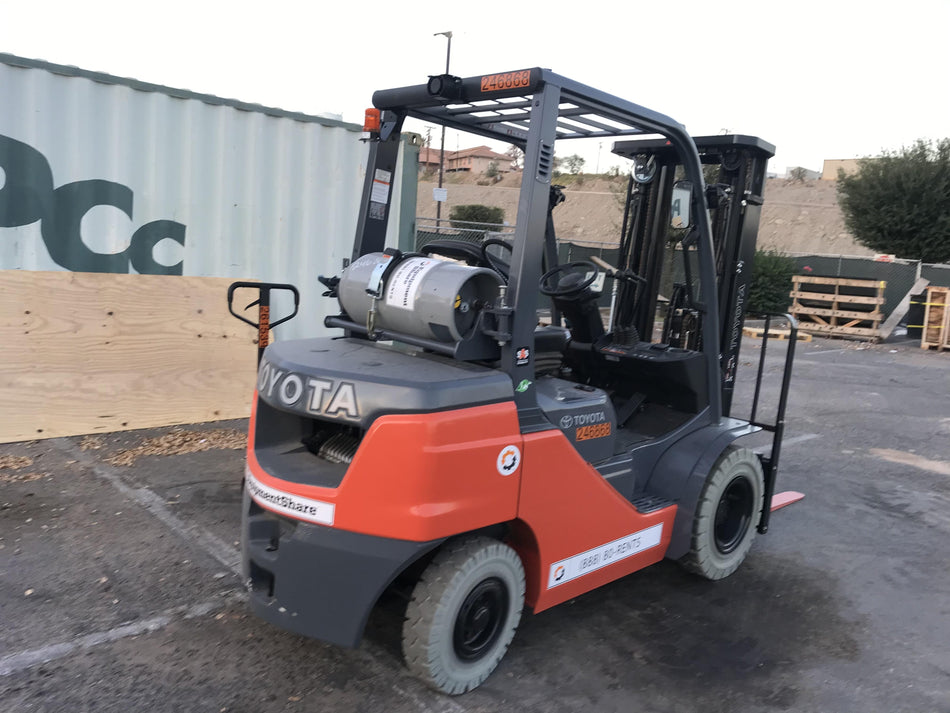 2022 TOYOTA 50-8FGU25