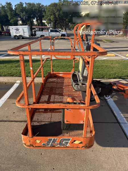 2021 JLG 400S