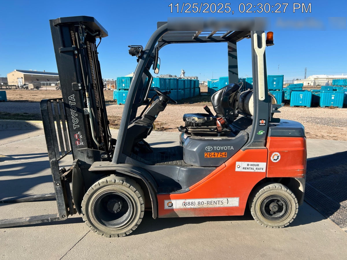 2022 TOYOTA 50-8FGU25