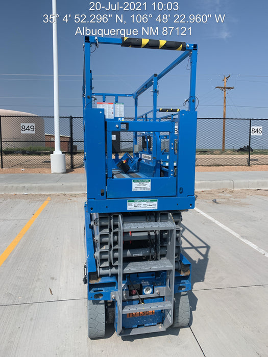 2020 Genie GS-2632 Solid NM Tires, Folding Rails with Half-Height Swing Gate, Beacon