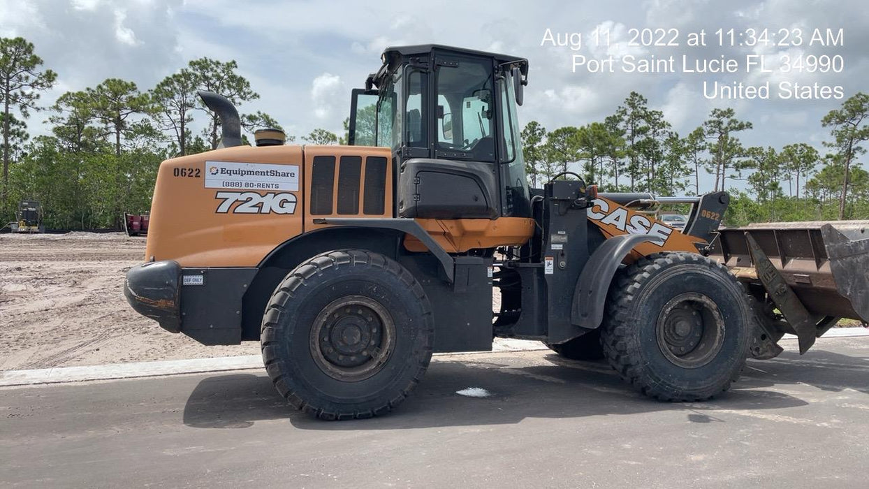 2018 Case 721G CLOSED CAB, JRB 416 STYLE HYD COUPLER