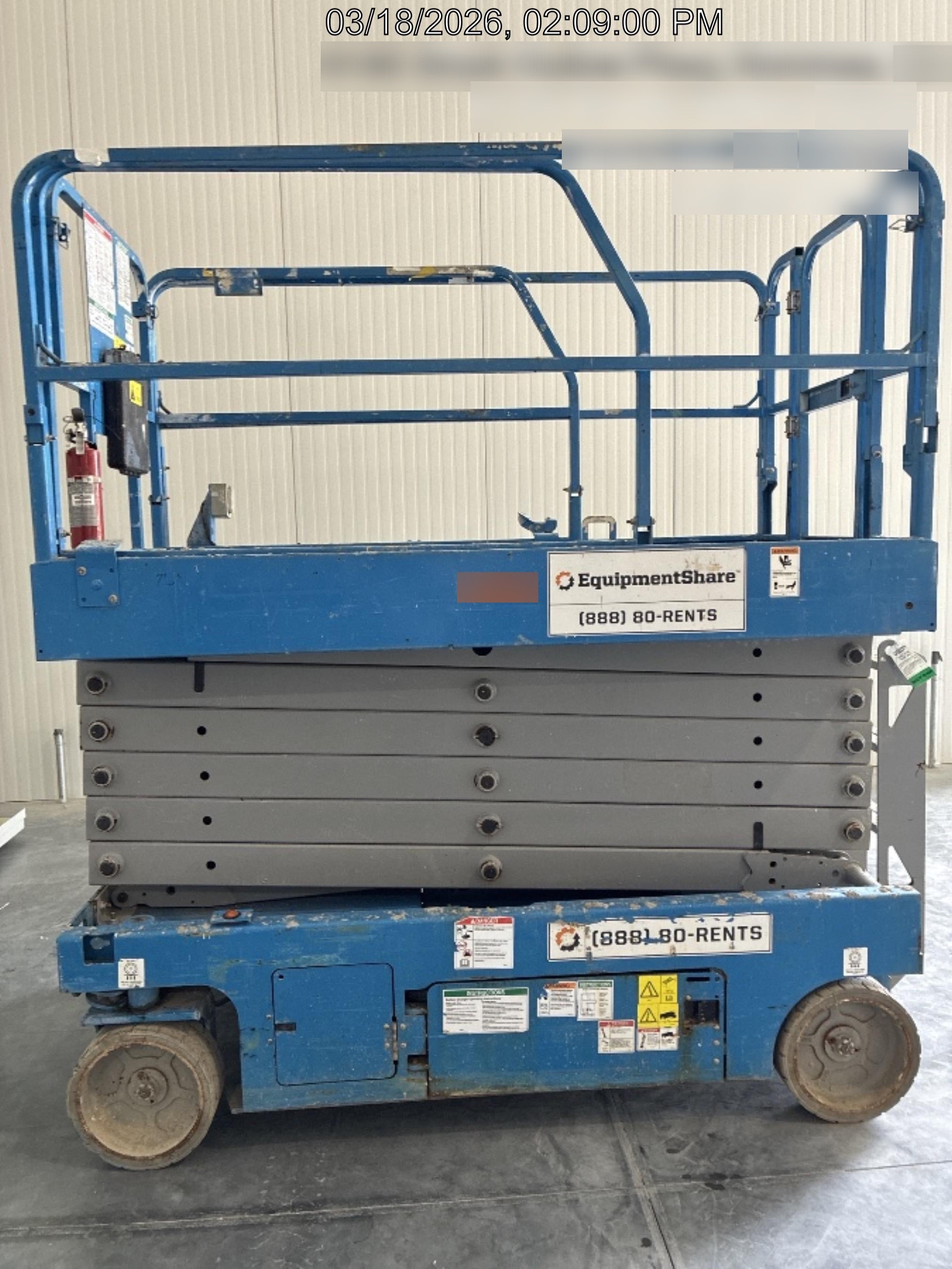 2019 Genie GS-4047 Folding rails with half height swing gate