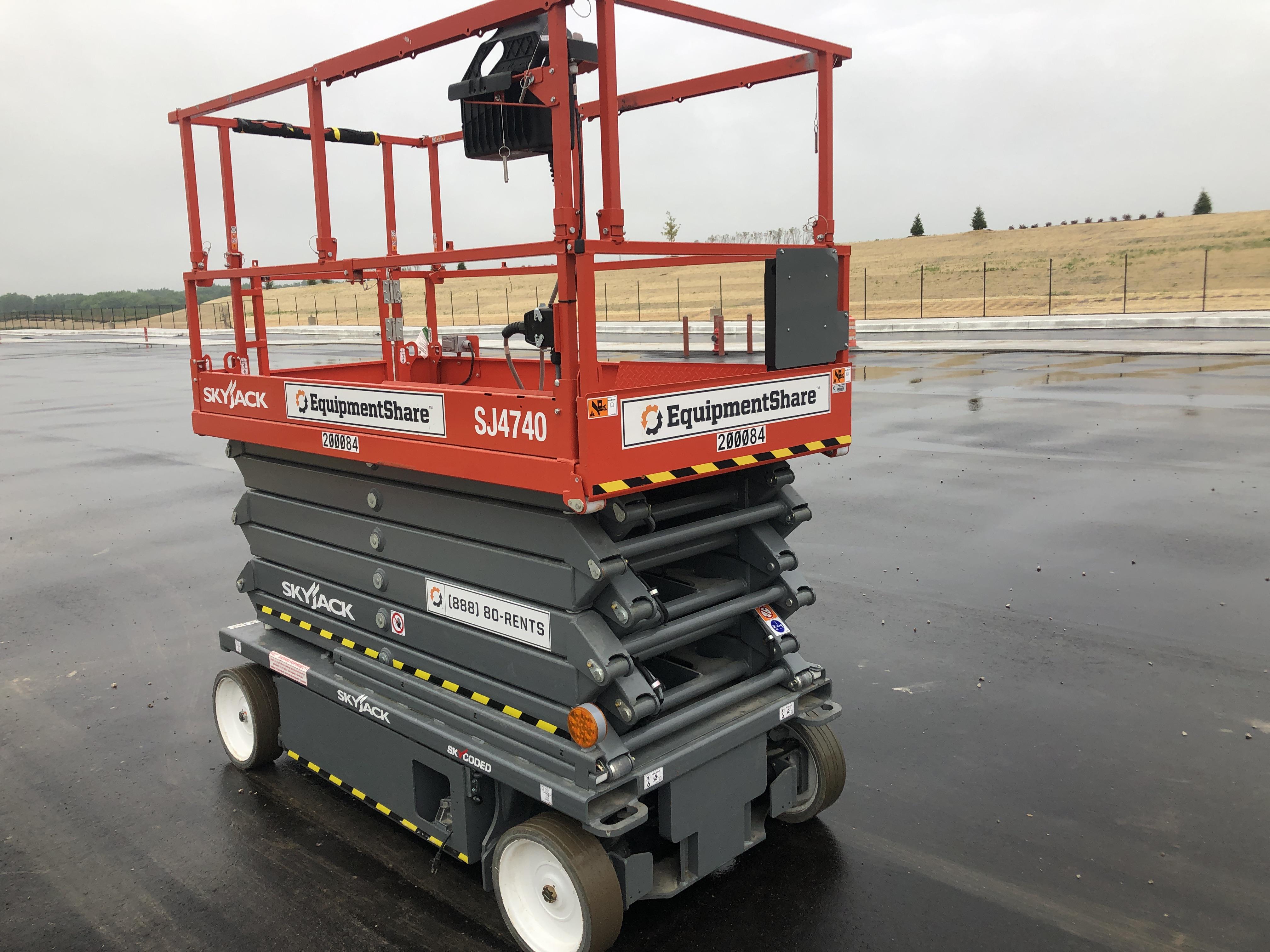 2021 SKYJACK SJ4740