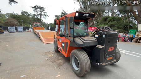 2025 JLG 519