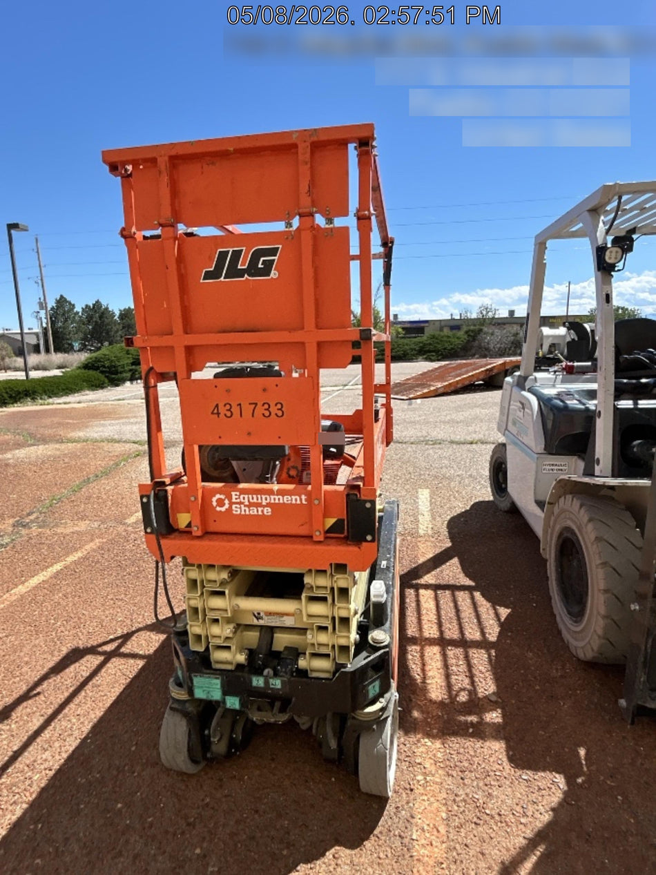 2024 JLG ES1932