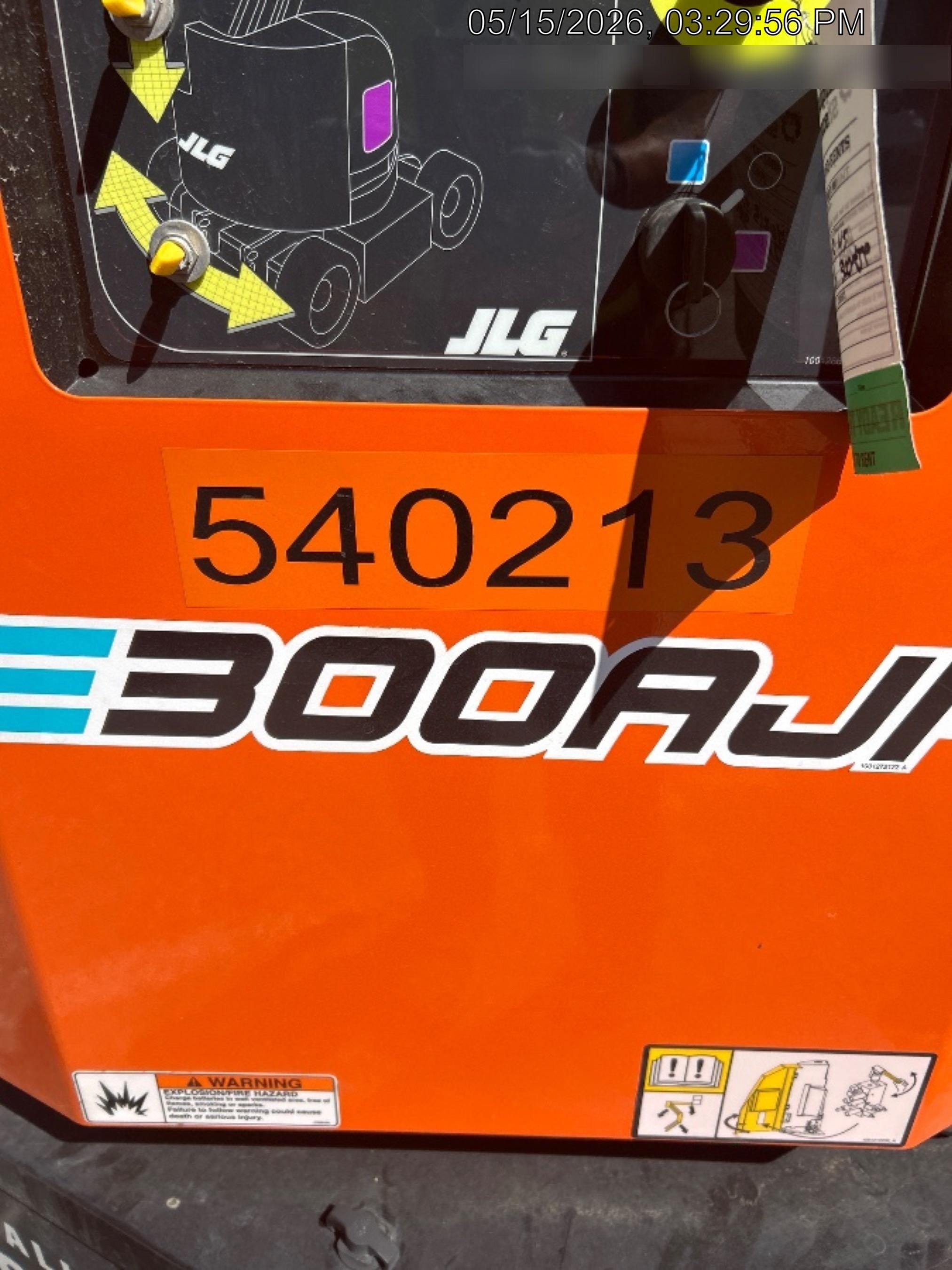 2025 JLG E300AJP