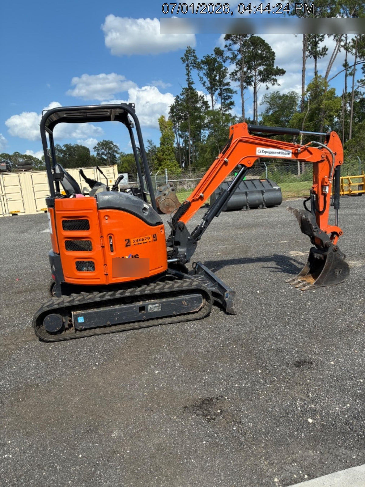 2022 HITACHI ZX26U-5N