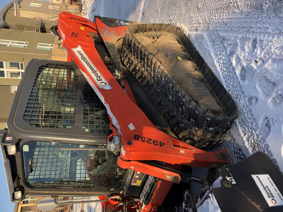 2019 Kubota SVL95-2S Cab/Heat/Air, Standard Tracks, Standard Flow w/Manual QC, 80" HD Bucket w/ Smooth Cutting Edge