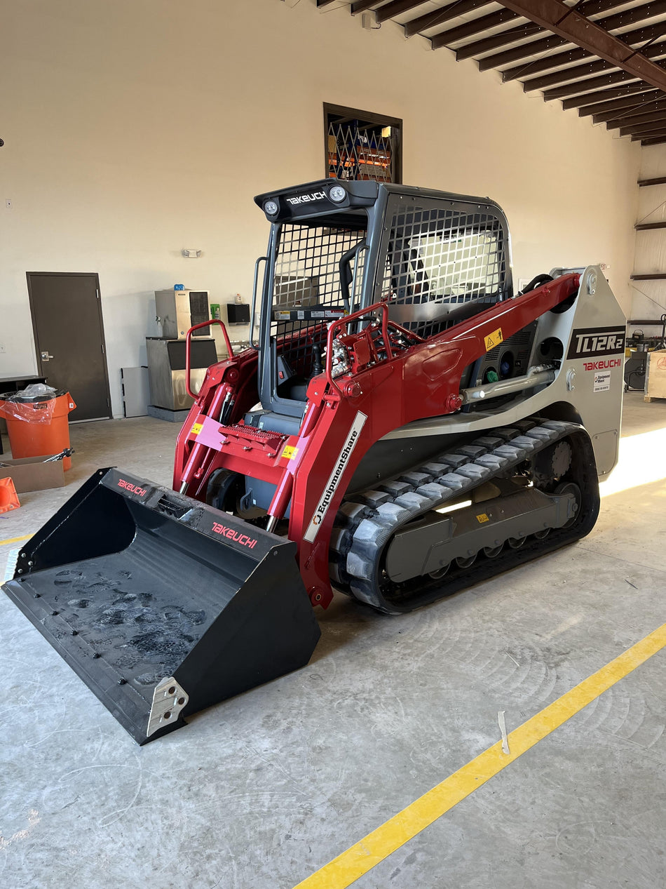 2023 TAKEUCHI TL12R2-R