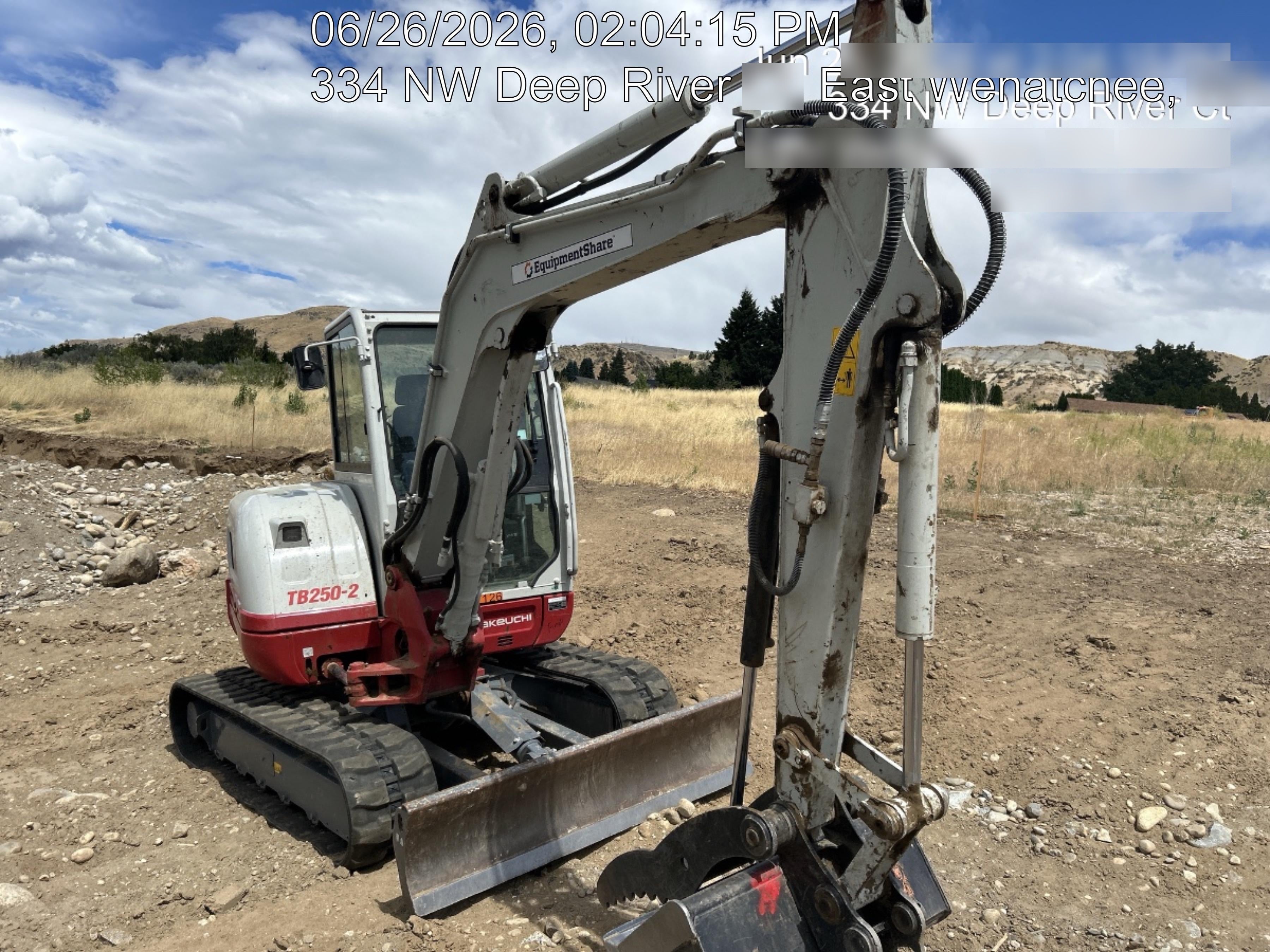 2024 TAKEUCHI TB250-2CR