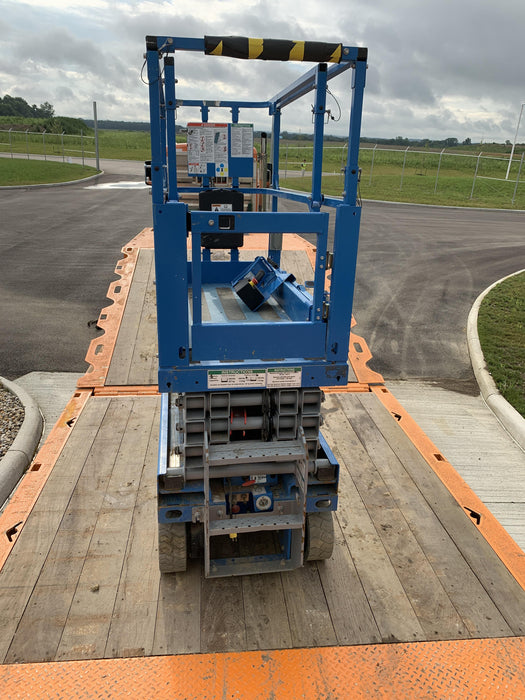 2020 Genie GS-1930 Solid Non Marking Tires, Beacon, Folding rails with half height swing gate