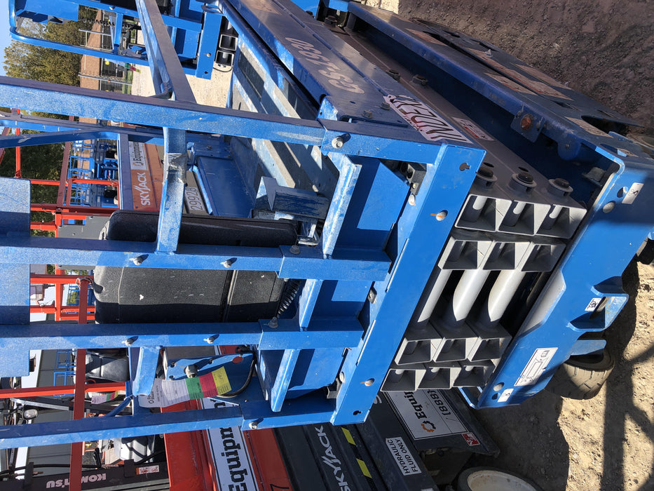 2019 Genie GS-1930 Fixed rails with chain Entry