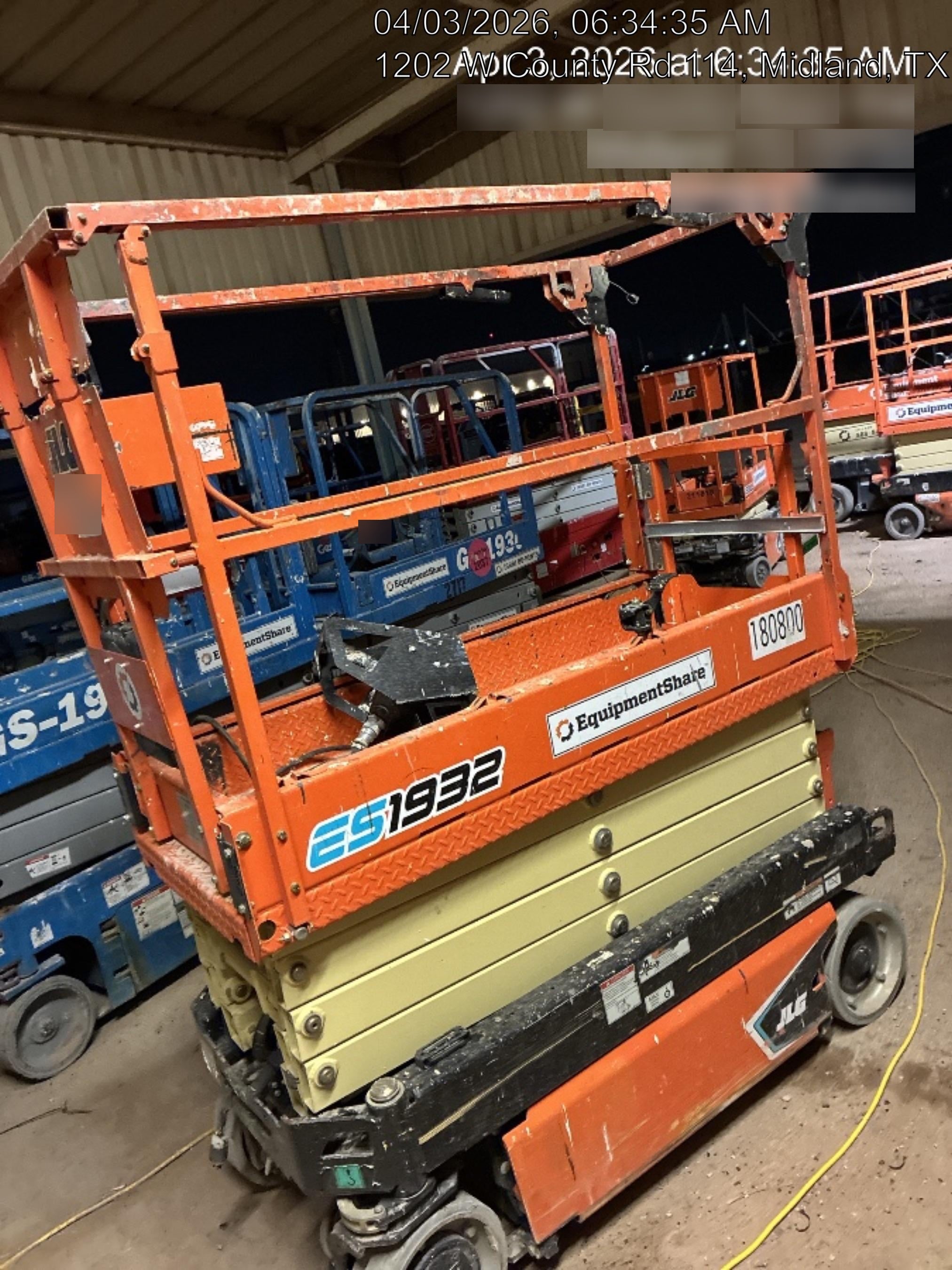 2021 JLG ES1932