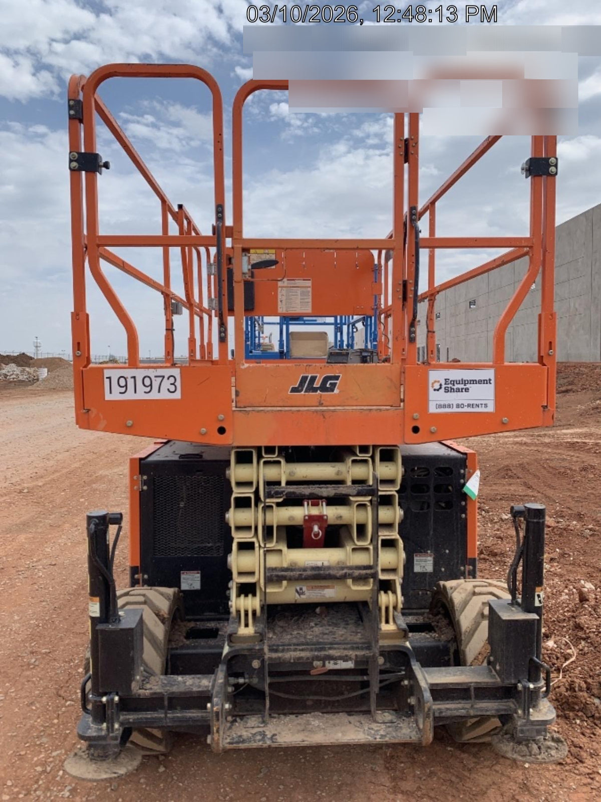 2021 JLG RT4069