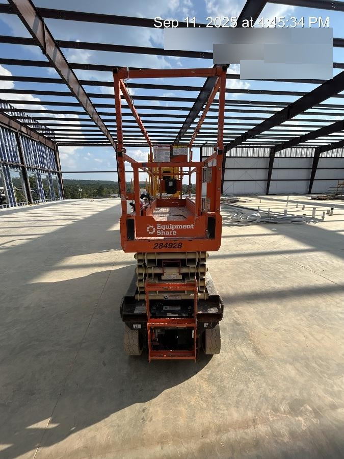 2022 JLG ES2632