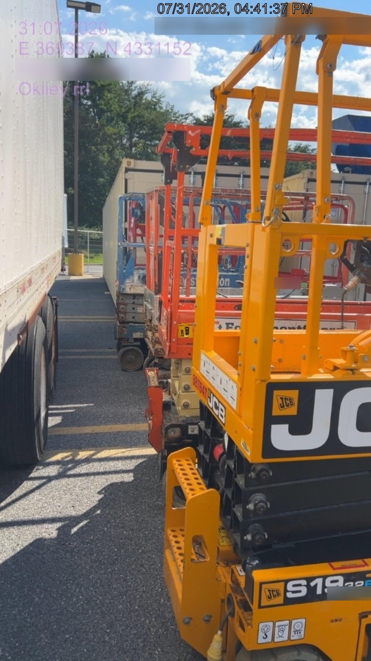 2021 JLG ES1932