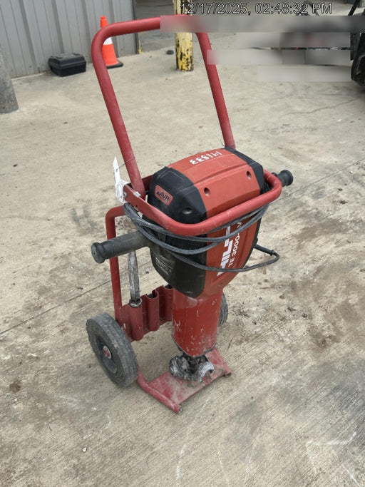 2021 HILTI TE 3000-AVR
