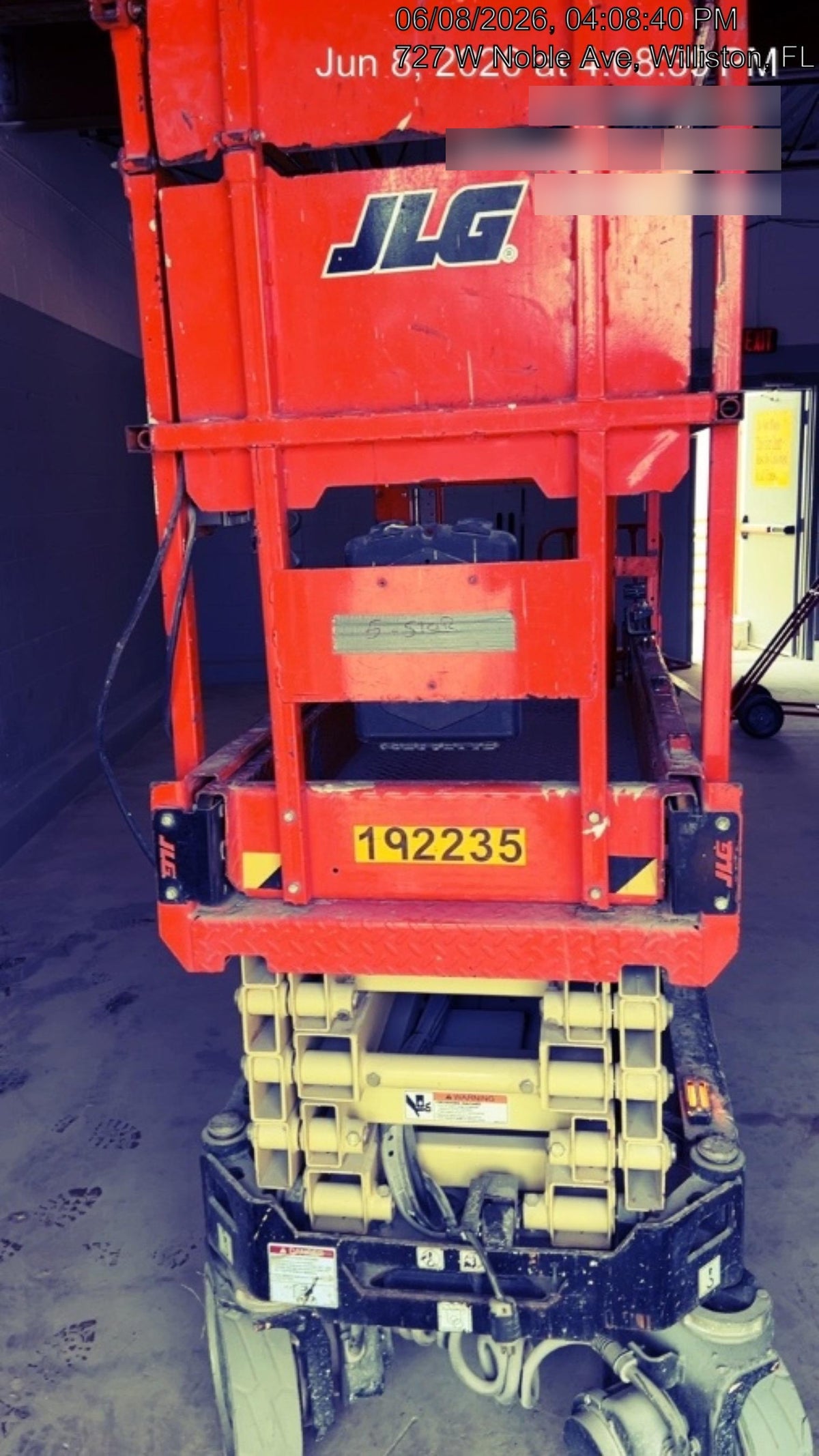 2021 JLG ES1932