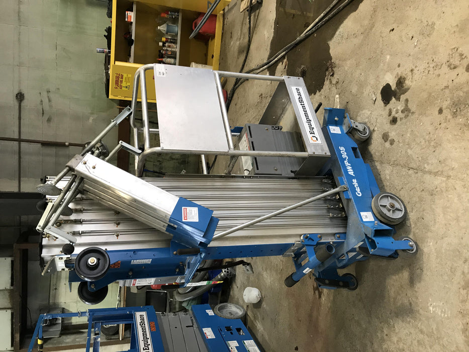 2019 GENIE AWP-30S