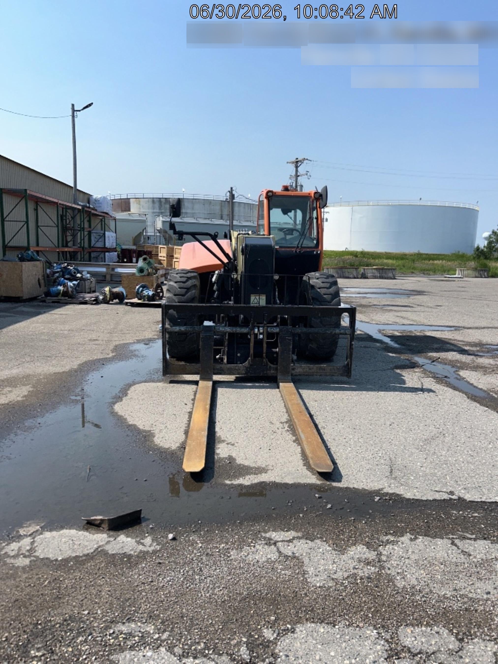 2021 JLG 1732
