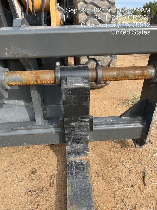 2025 CASE Case 96" Fork Set