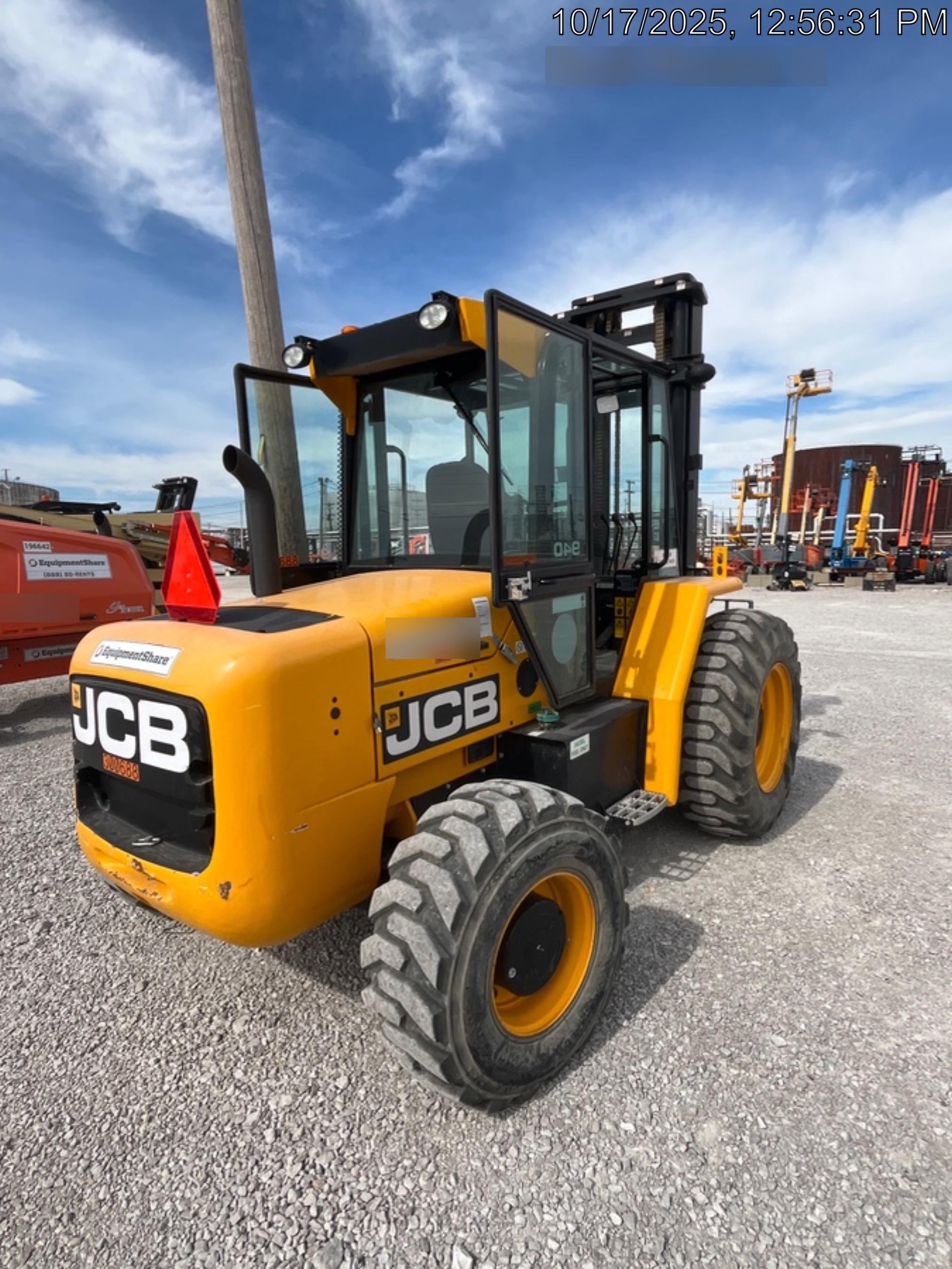 2023 JCB 940-4