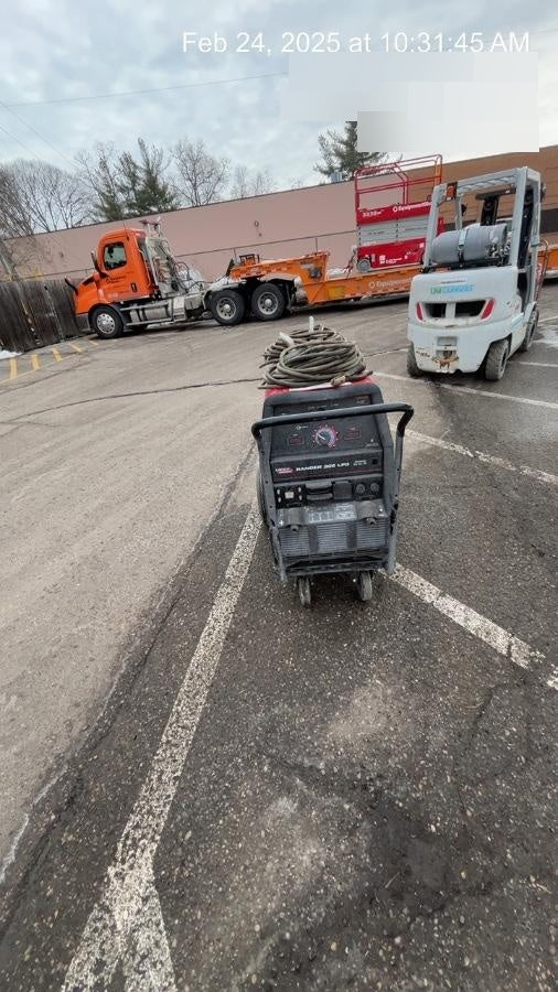 2021 Lincoln Electric Ranger 305 LPG K3430-1, Ranger 305 LPG, Undercarriage, Tank Holder & Strap, 10kw AC Gen, 25hp Kohler LPG Eng