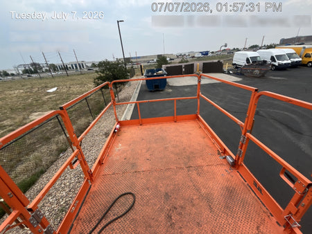 2021 JLG 430LRT