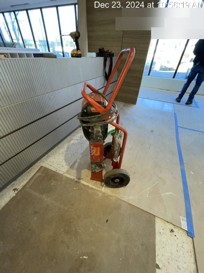 2020 HILTI TE 3000-AVR