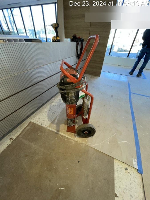 2020 HILTI TE 3000-AVR