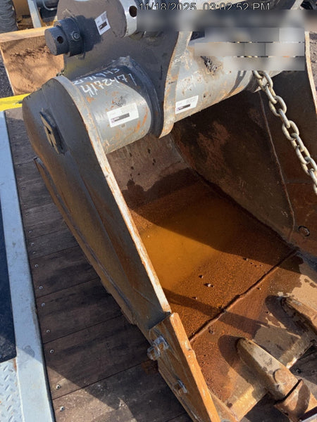 2021 WERK-BRAU 30" HD Bucket - Werk-Brau