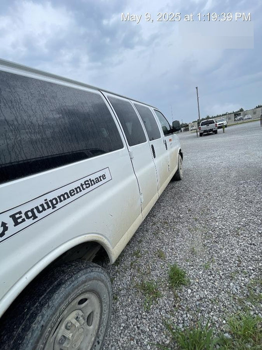 2023 CHEVROLET Express Van - Rental