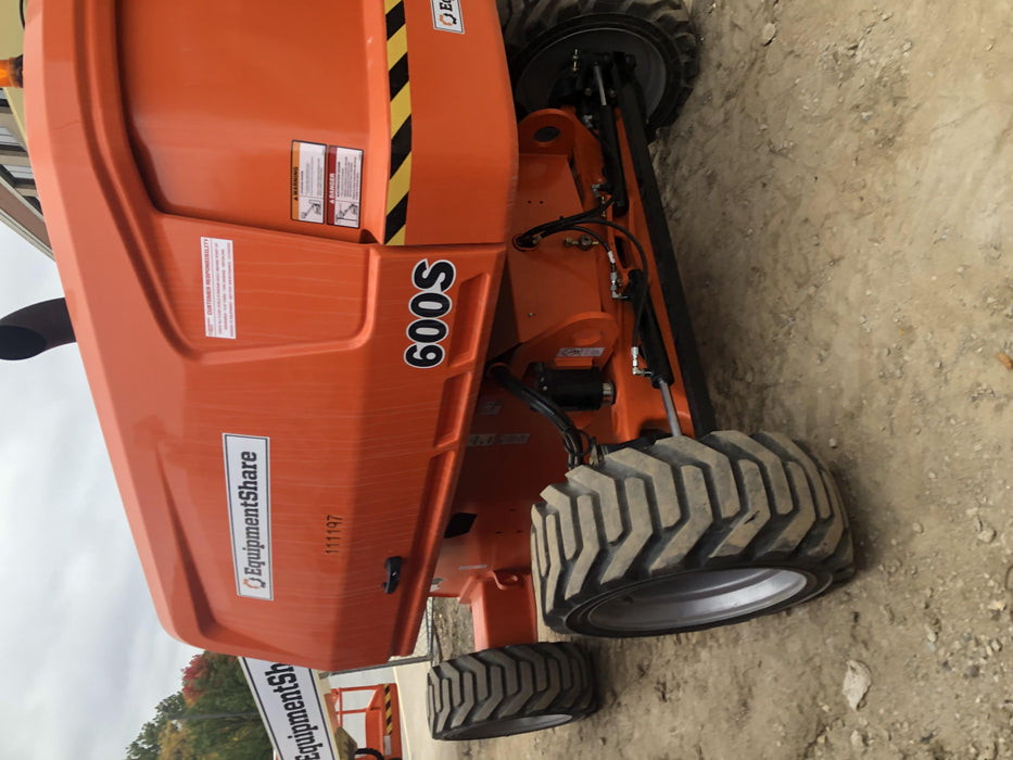 2020 JLG 600S
