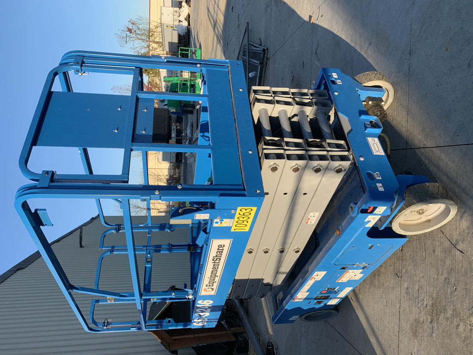 2020 Genie GS-3246 Standard, Folding full height swing gate