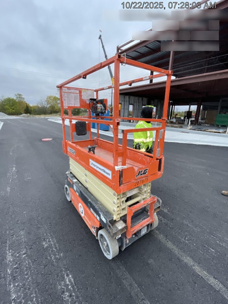 2022 JLG R1932