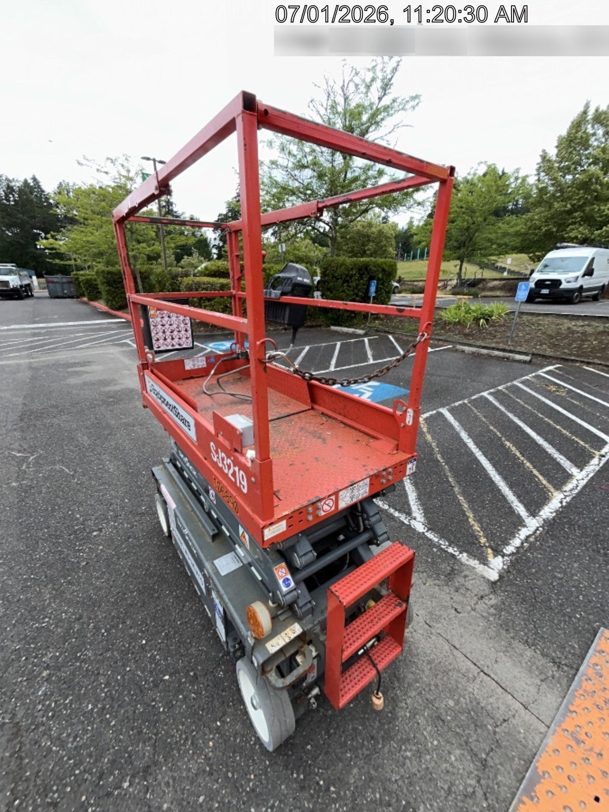 2020 Skyjack SJIII-3219 Solid NM Tires, Half height spring hinged entry gate, Dual Beacons, 800W Inverter