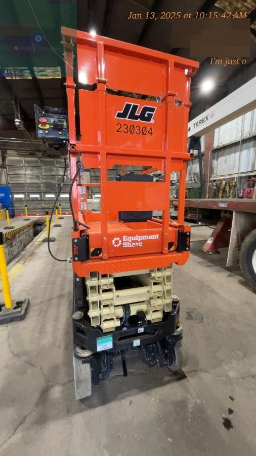 2022 JLG ES1932