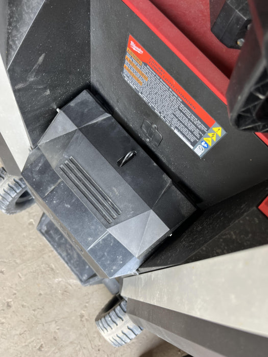 2021 MILWAUKEE MXF041-1XC