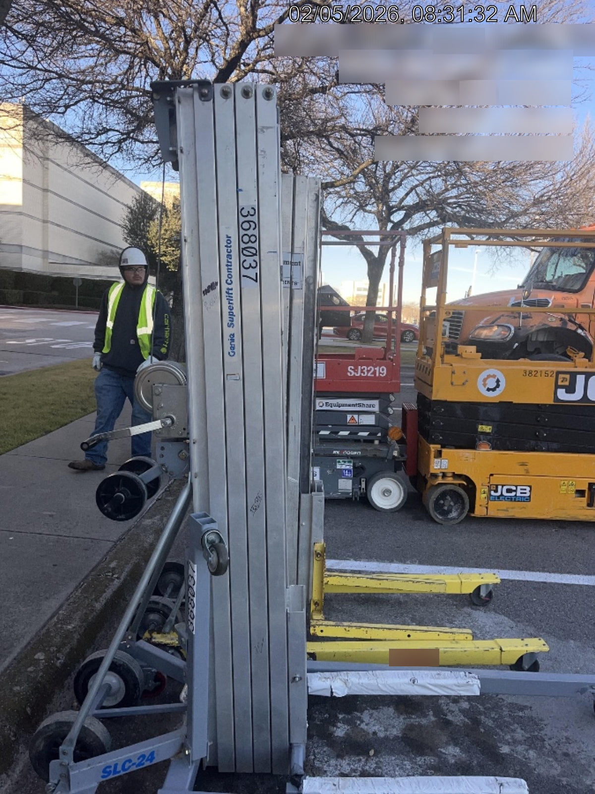 2024 JCB S1932E