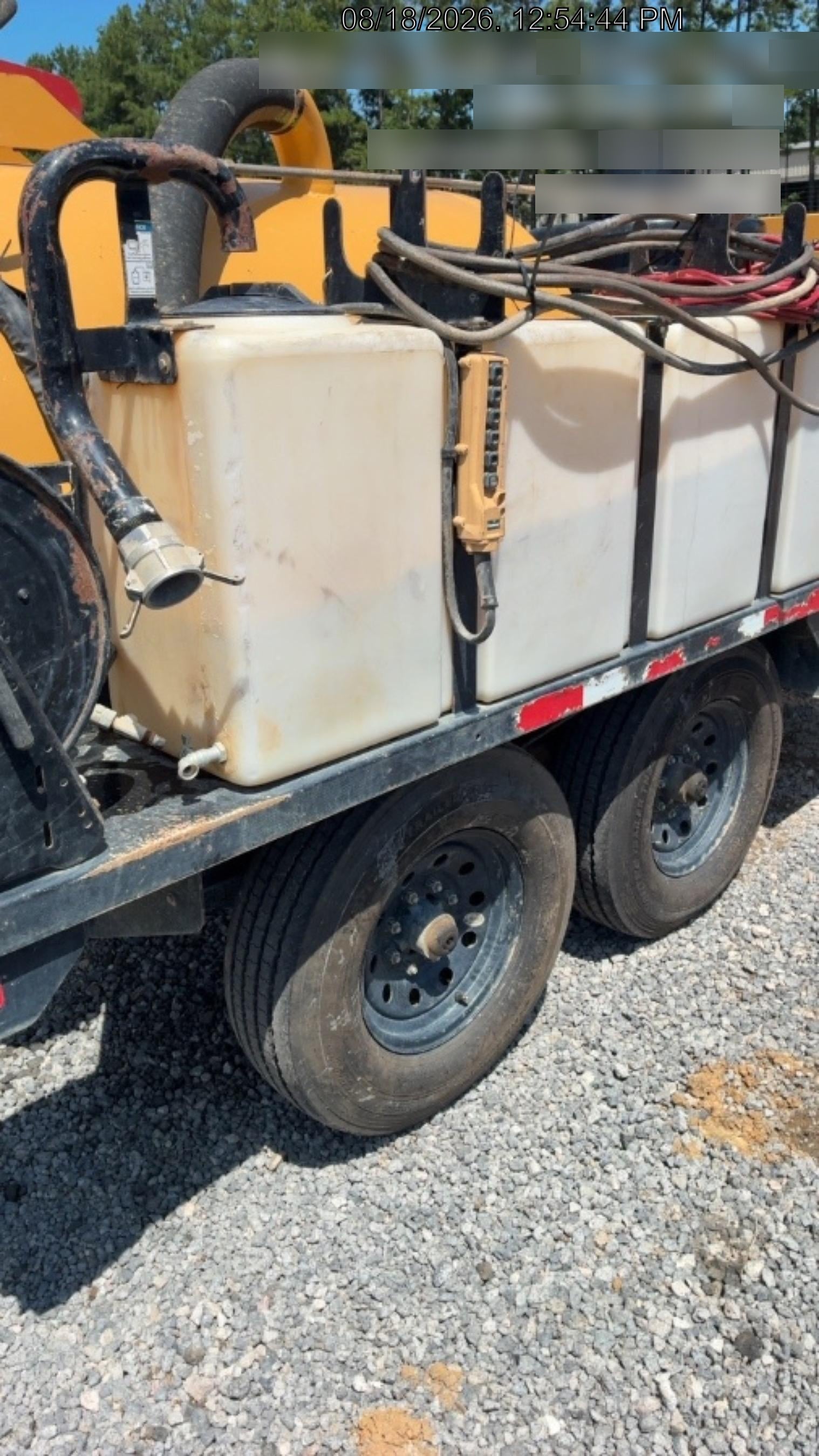 2023 Vac-Tron LP573XDT T4 Koehler Diesel Engine, 500 Gallon Debris Tank, x2 100 Gallon Water Tanks