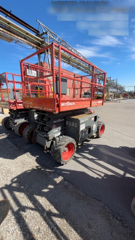2017 SKYJACK SJ6832 RT