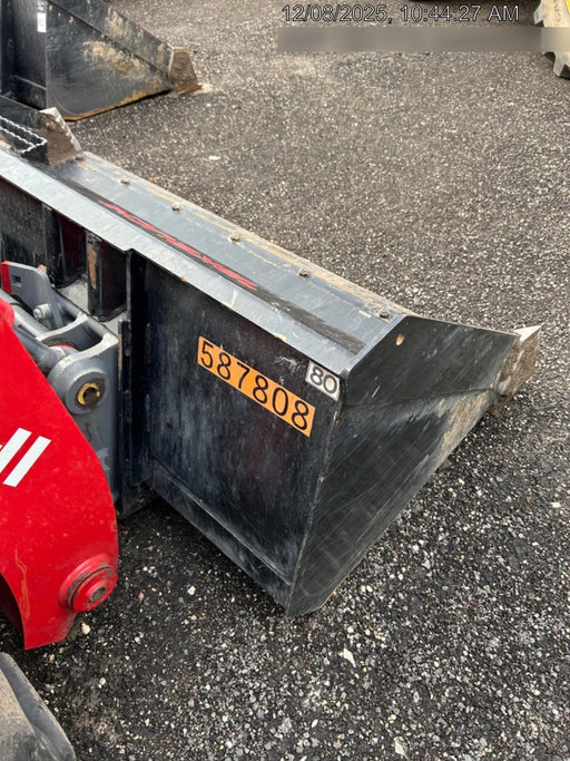 2025 TAKEUCHI 80" Smooth Bucket - Takeuchi